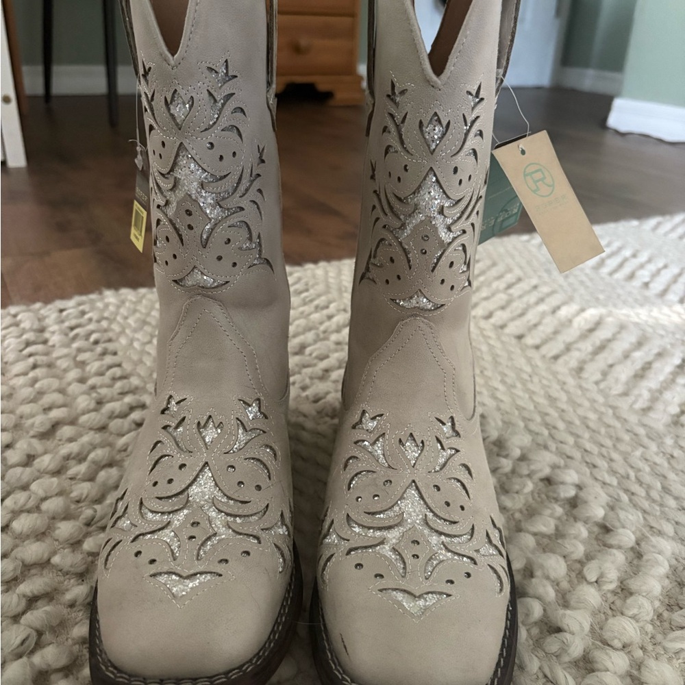 Off White Western Boots with Sparkly Silver New With Tags